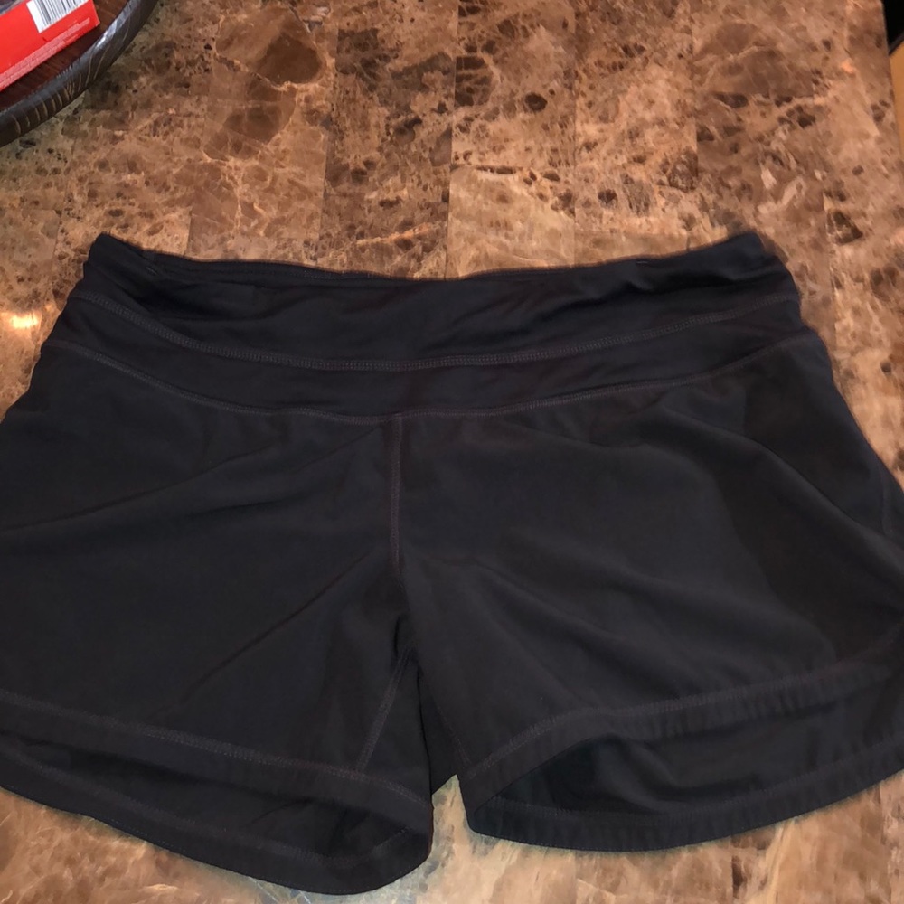 Lulu lemon shorts!